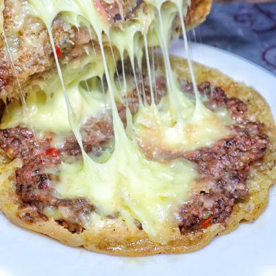 Sausage hawawshi with mozzarella cheese