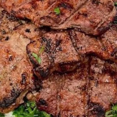 Quarter kilo steak