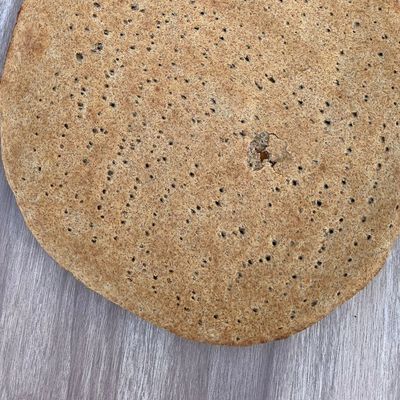 تميس قمح كامل مع حبة البركة