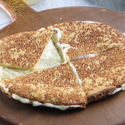Mixed cheddar cake