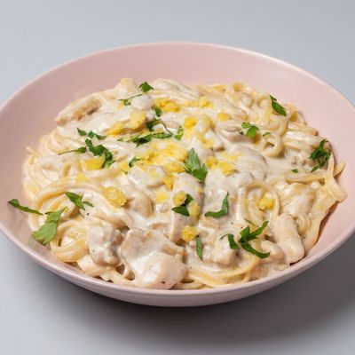 Chicken white sauce pasta