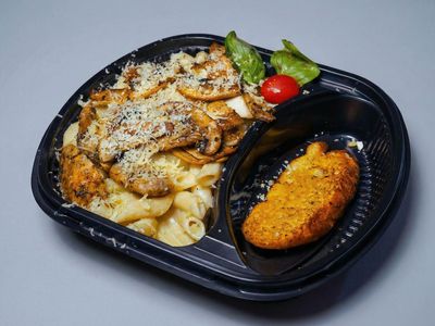 Chicken Alfredo Pasta