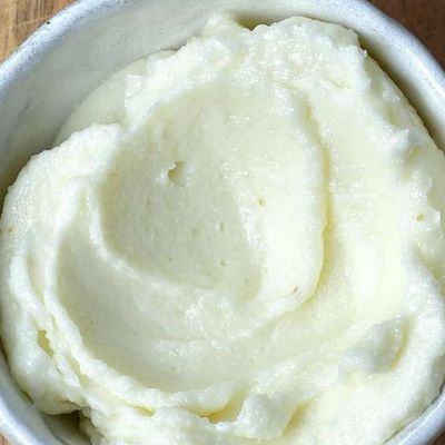 Garlic dip