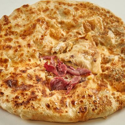 فطيرة بسطرمة
