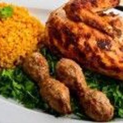 نصف دجاج مشوي مع كفتة