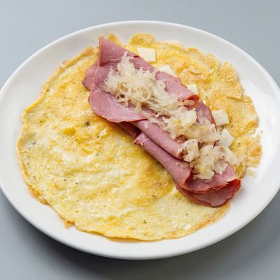 Pastrami and omelette egg and mozzarella