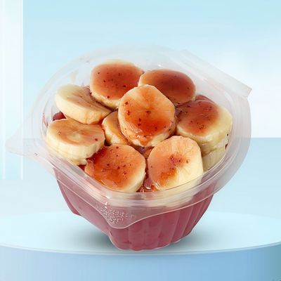 Jelly with Banana and Strawberry Sauce