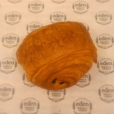Medium box of mini hot dog pate