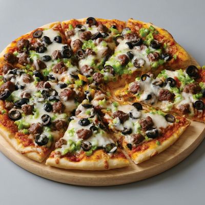 Bolognese Italian Pizza