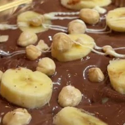 chocolate with banana sweet pie
