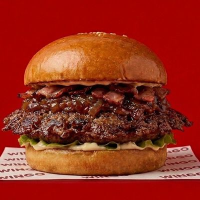 Beef Bacon Jam Burger