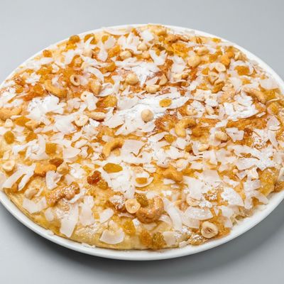 nuts sweet pie