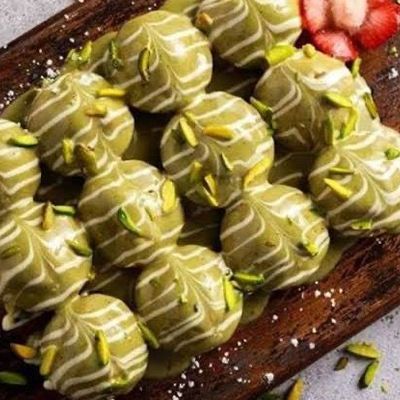 Pancake With pistachio butter