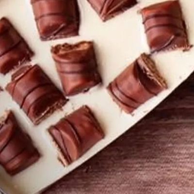 Kinder Qeshta
