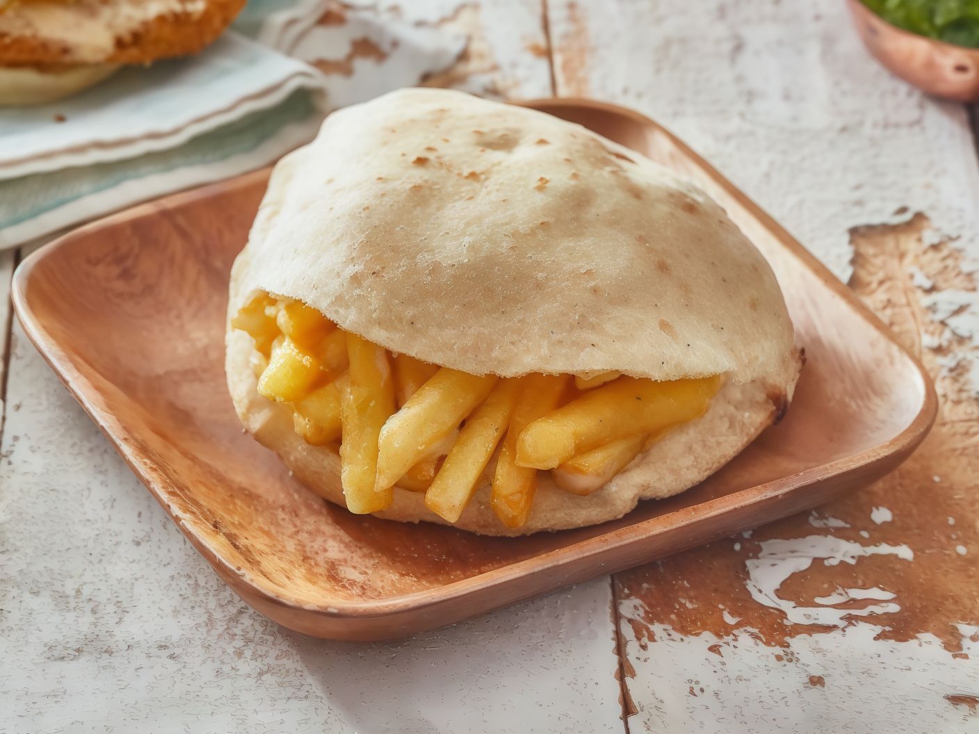 Jalapeno Potatoes Cheddar Sauce Sandwich