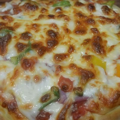 Spicy Zinger Oriental Pizza