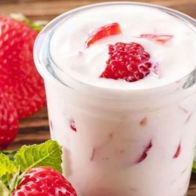 Yogurt with fruit pieces