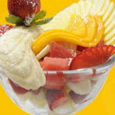 Fakhfakhina with ice cream