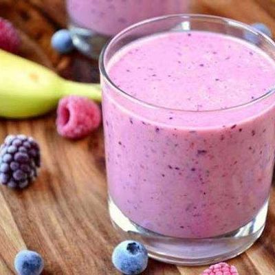 fruits yogurt