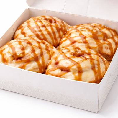 Large caramel roll box