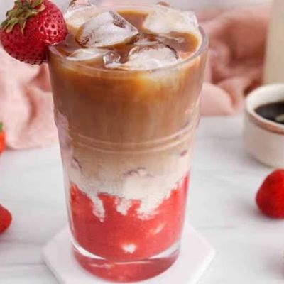 Strawberry ice latte