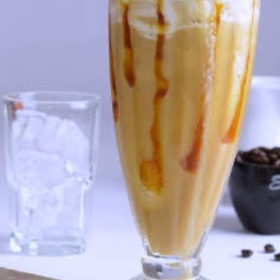 Iced Salted Caramel Latte