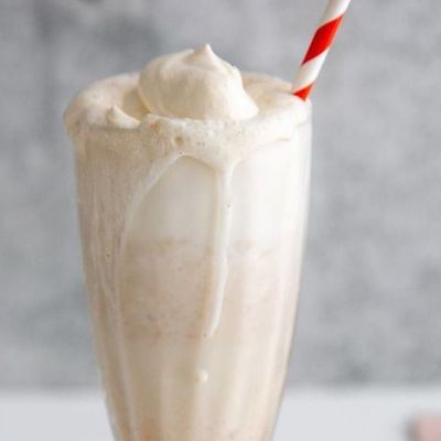 Vanilla milkshake
