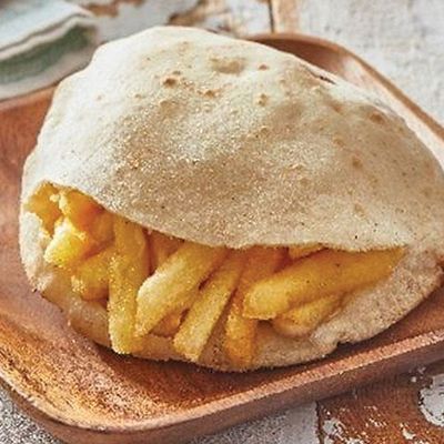 Potato Sandwich With Garlic Sauce
