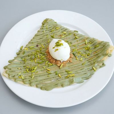 Pistachio spread crepe