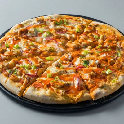 Chicken pizza with Holland sauce