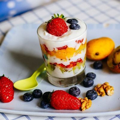 fruit yogurt
