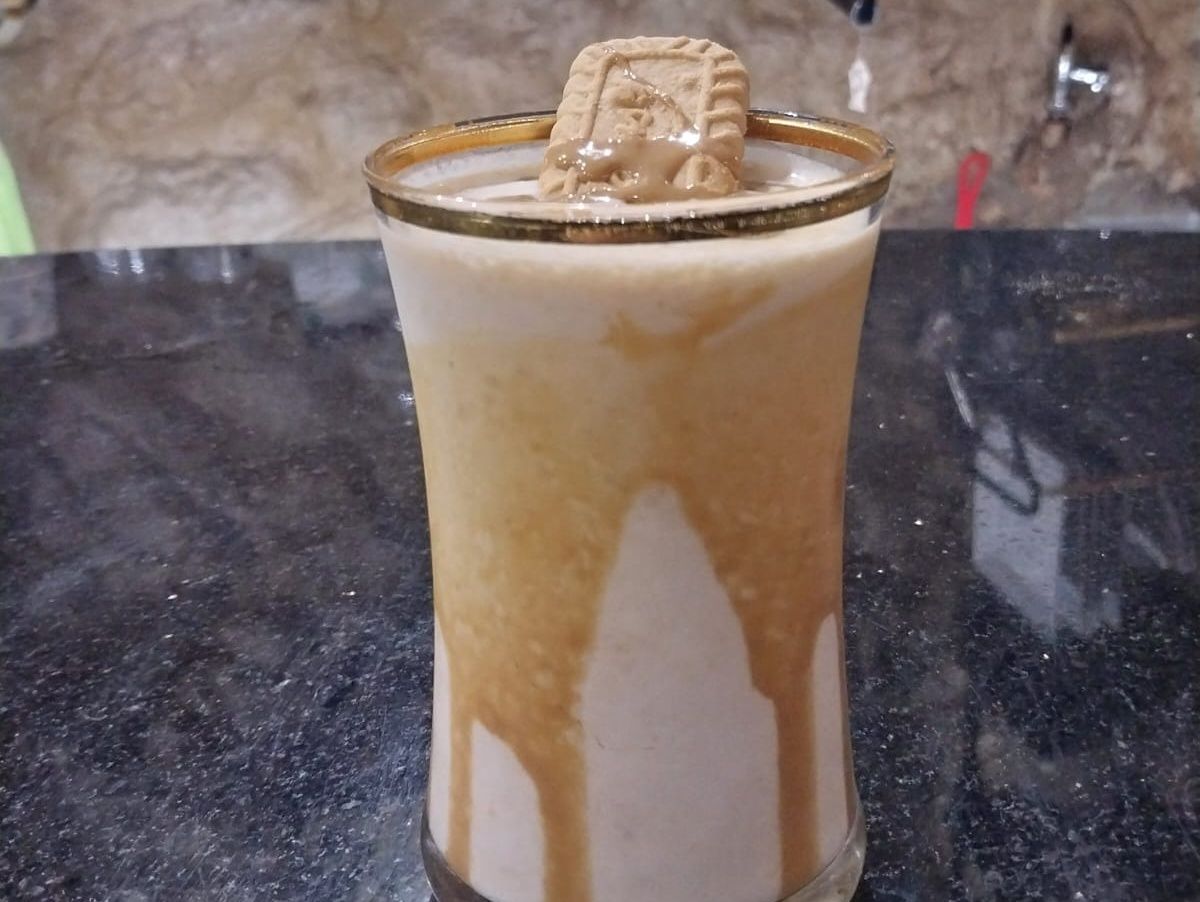Lotus milkshake