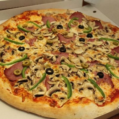 Smoked Roast Beef Pizza