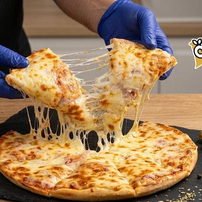 Super Cheese Pizza