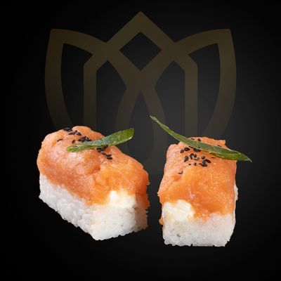 Oshi Salmon
