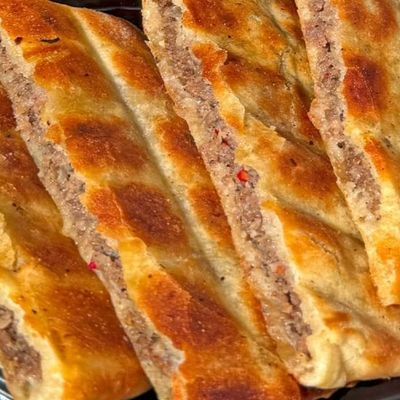 Hawawshi Box, 2 Hawawshi Loaf