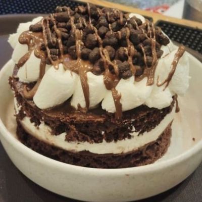 Crunchy Choco Cake