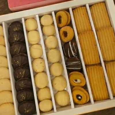 Large Mix Kahk Box