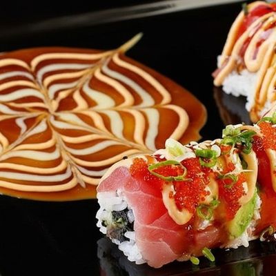 Dynamite Maki Salmon