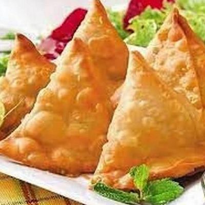 Sambousek -Kibbeh