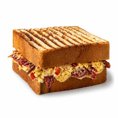 Pastrami Eggs Sandwich