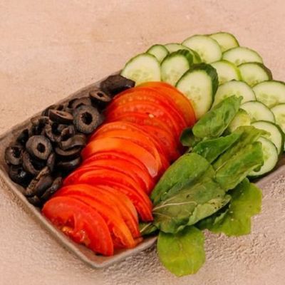 طبق أخضر