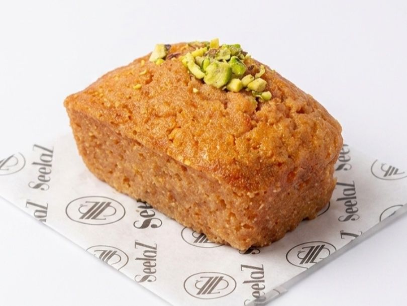 English Cake with Roseberry