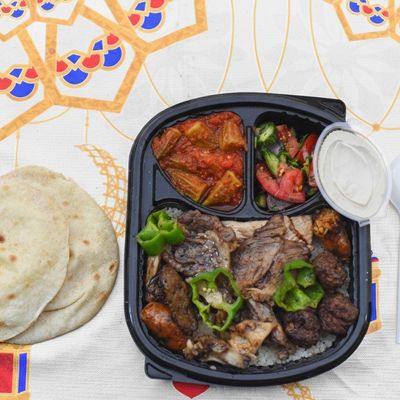 Sameen Mixed Platter Meal