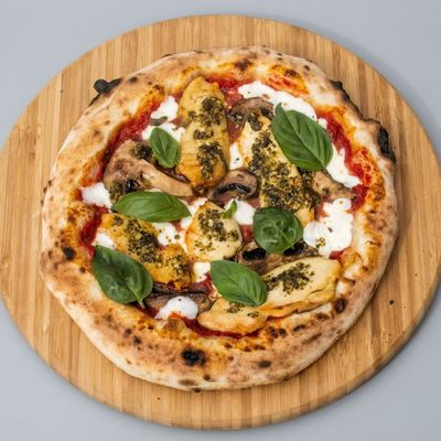 Pizza Grill Chicken Pesto