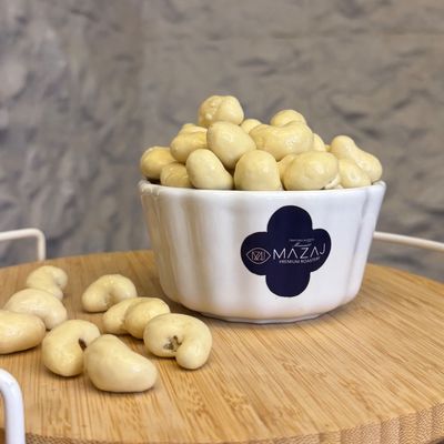 Mazag White Chocolate Cashew