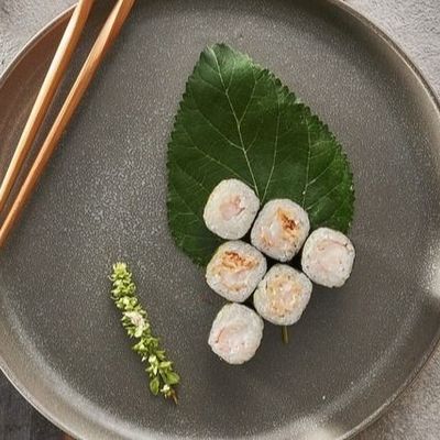Hosomaki Rolls Shrimp Tempura