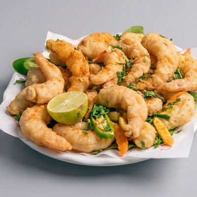 Three-quarters kilo jumbo shrimp