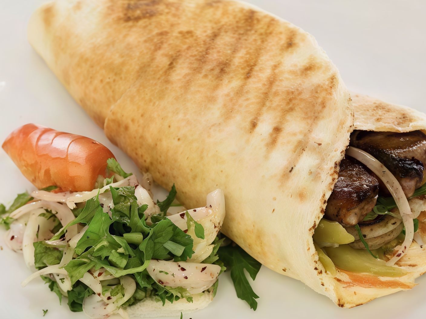 Syrian sausage sandwich