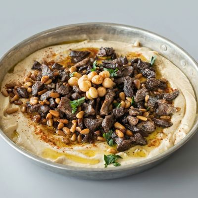 Hummos,meat and Pinenuts